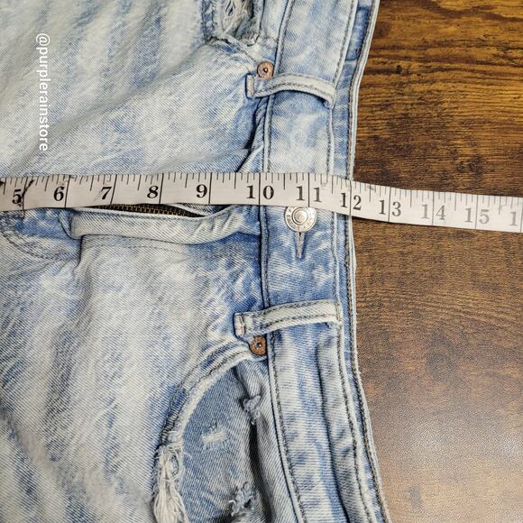 American Eagle Mom Shorts Size 8 Acid Wash Comfort Stretch Waistband - Picture 8 of 11